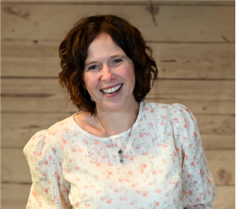 Julie Crawford