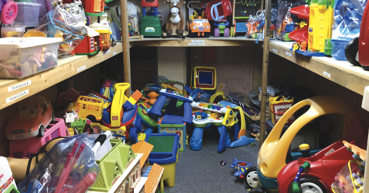 Salvation Army Toy Lending Library Serves Victoria Families