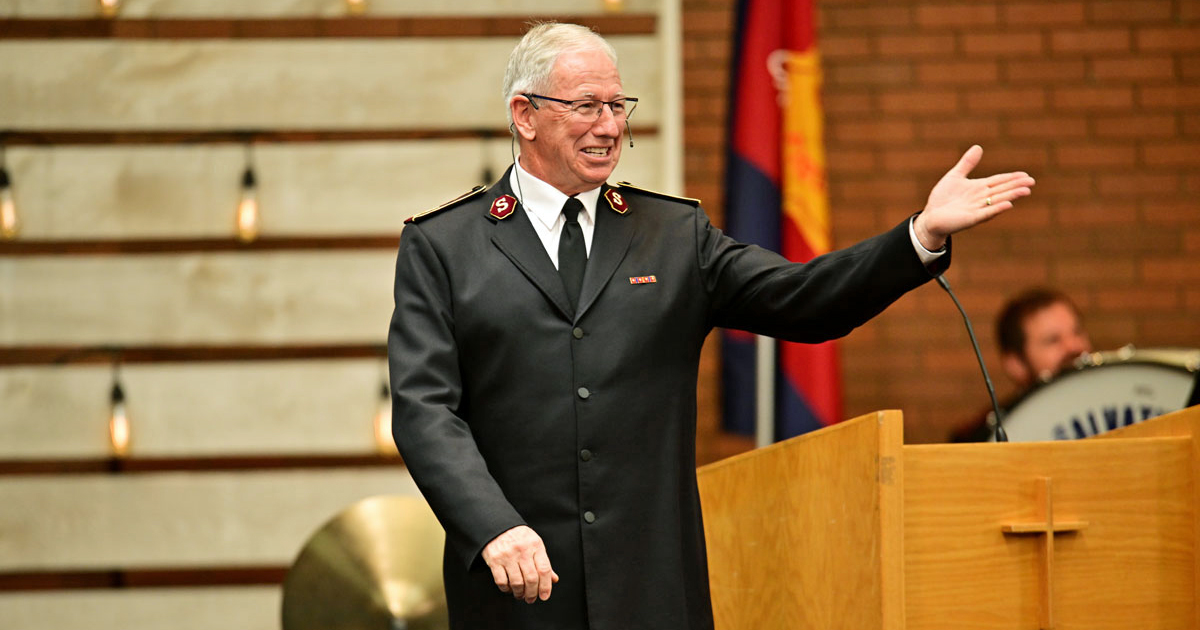 General Brian Peddle shares a message at the welcome service