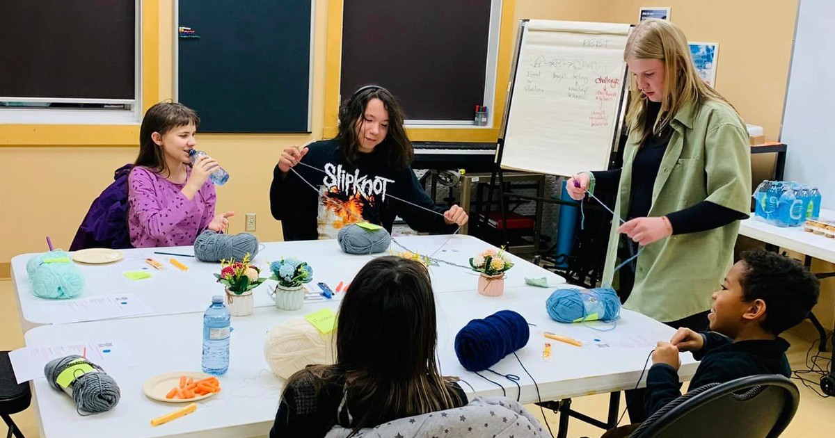 Kiara Tremere teaches the first crocheting class for kids at Calgary’s Shaganappi CC (Photo: Kassandra Cristall)