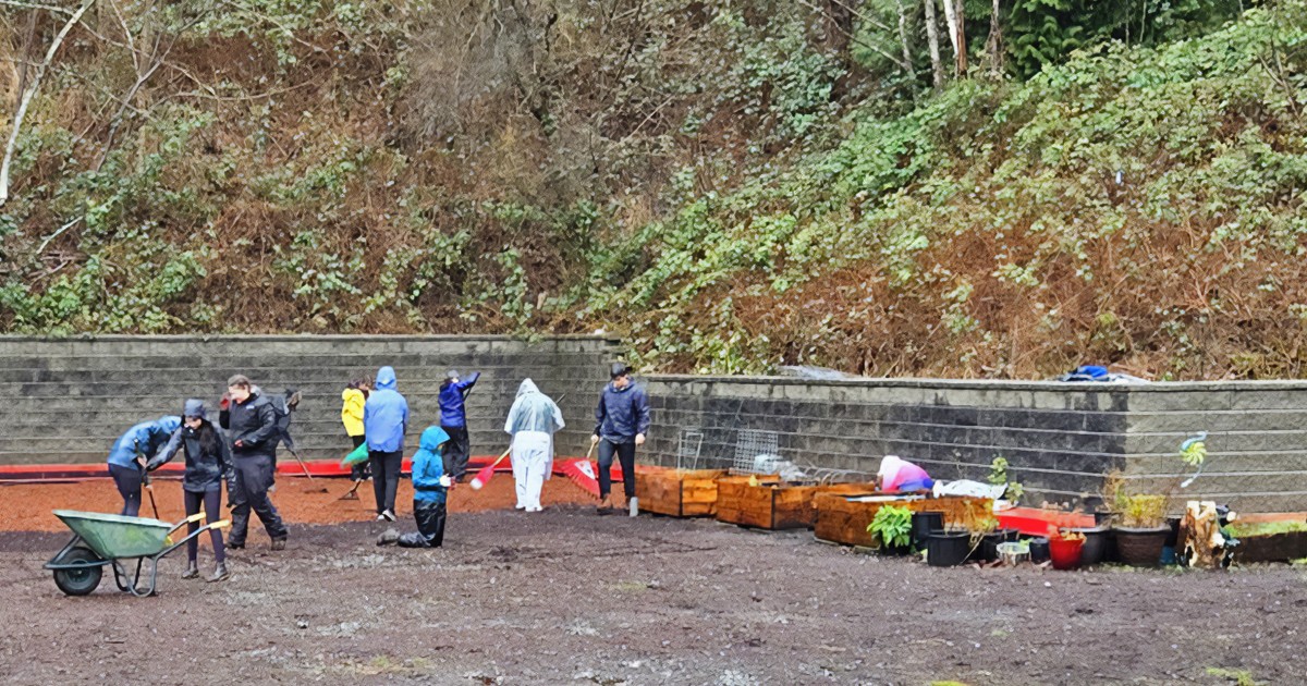 New Garden in Abbotsford, B.C., Helps Centre of Hope Residents