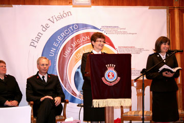 Spanish Salvationists Respond to the General's Challenge