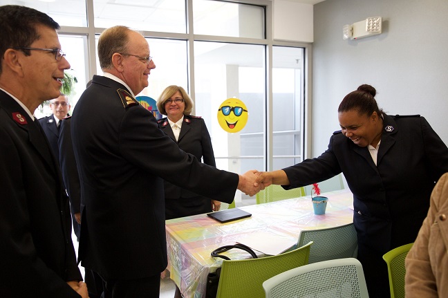 General Cox Visits Puerto Rico